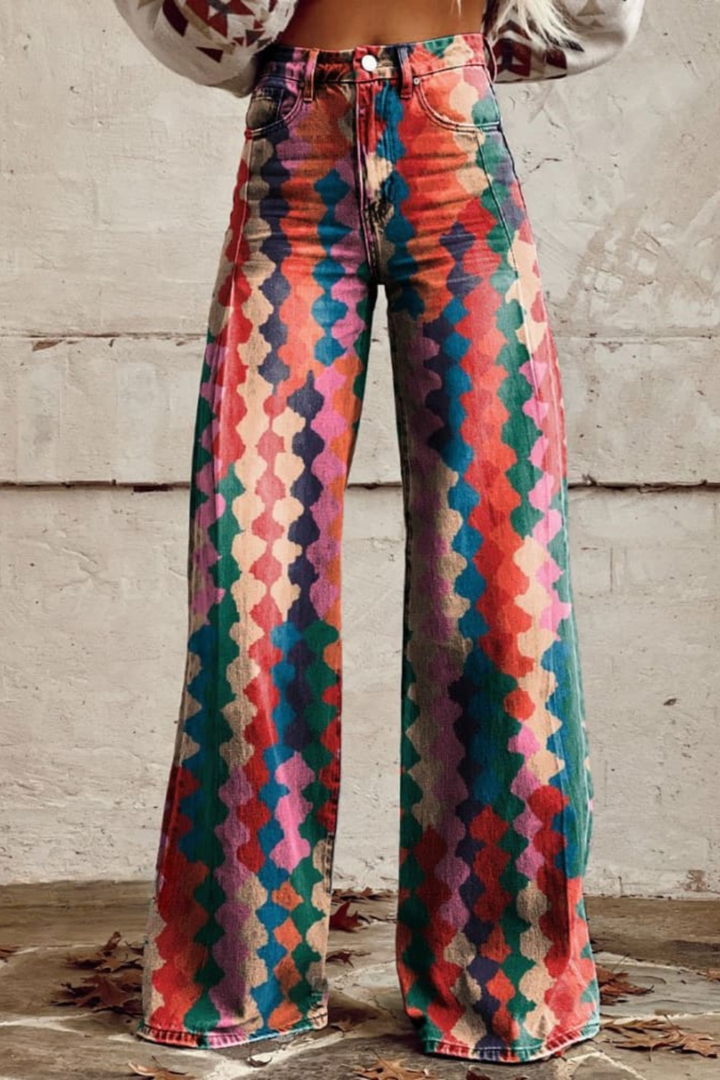 Carmen - Eye-catching geometric print