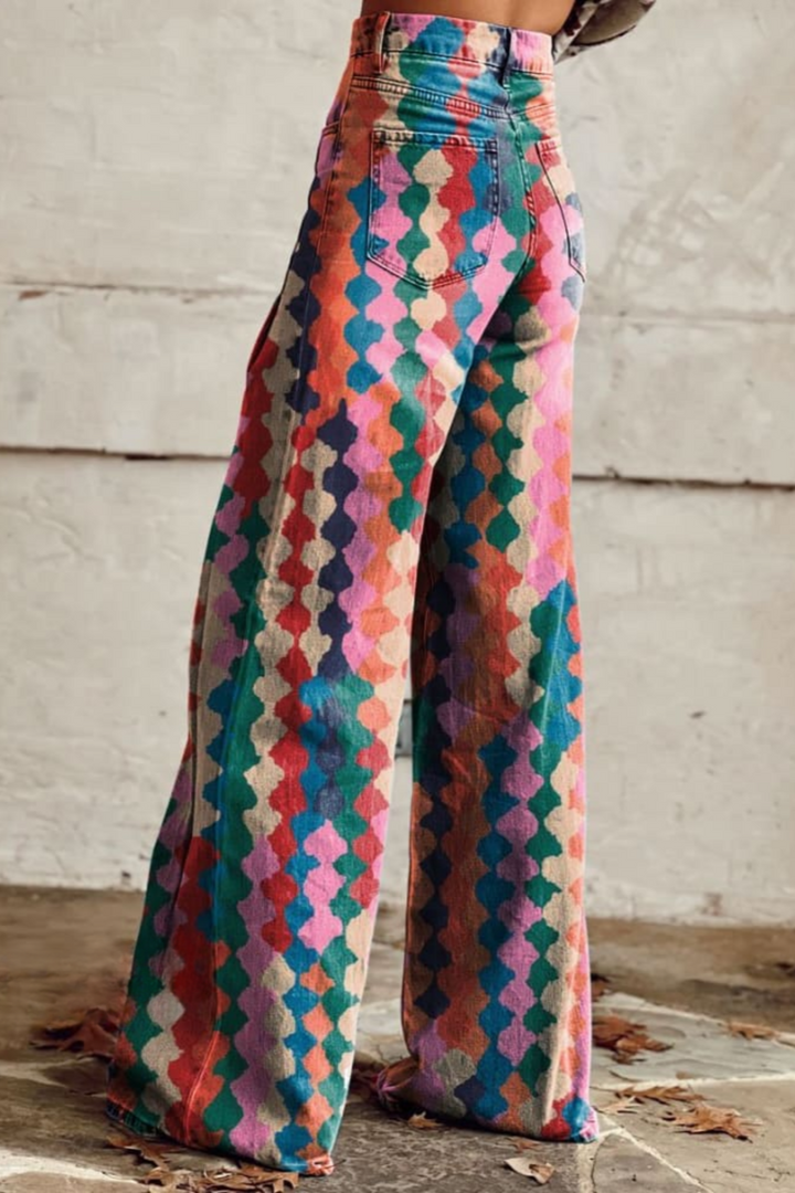 Carmen - Eye-catching geometric print